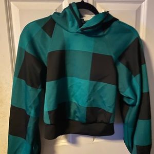 Pullover sweatshirt/shirt green and black plaid